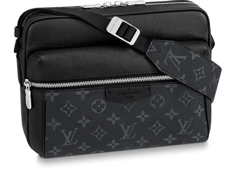 outdoor messenger lv|louis vuitton taiga Messenger bag.